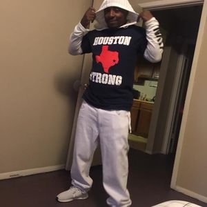 Meet your Posher, Santana